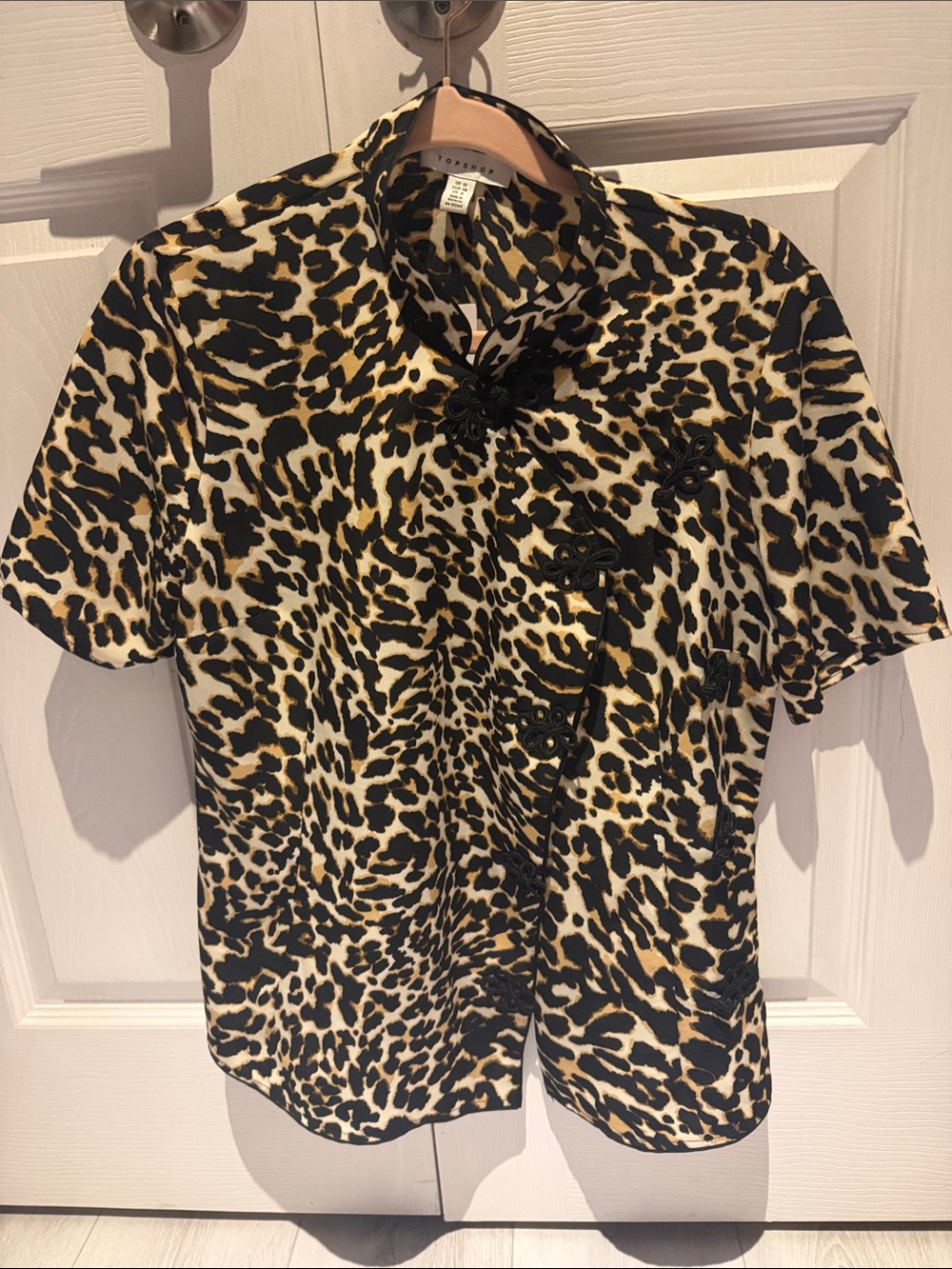 Topshop Leopard Print Mandarin Collar Short-Sleeve Shirt